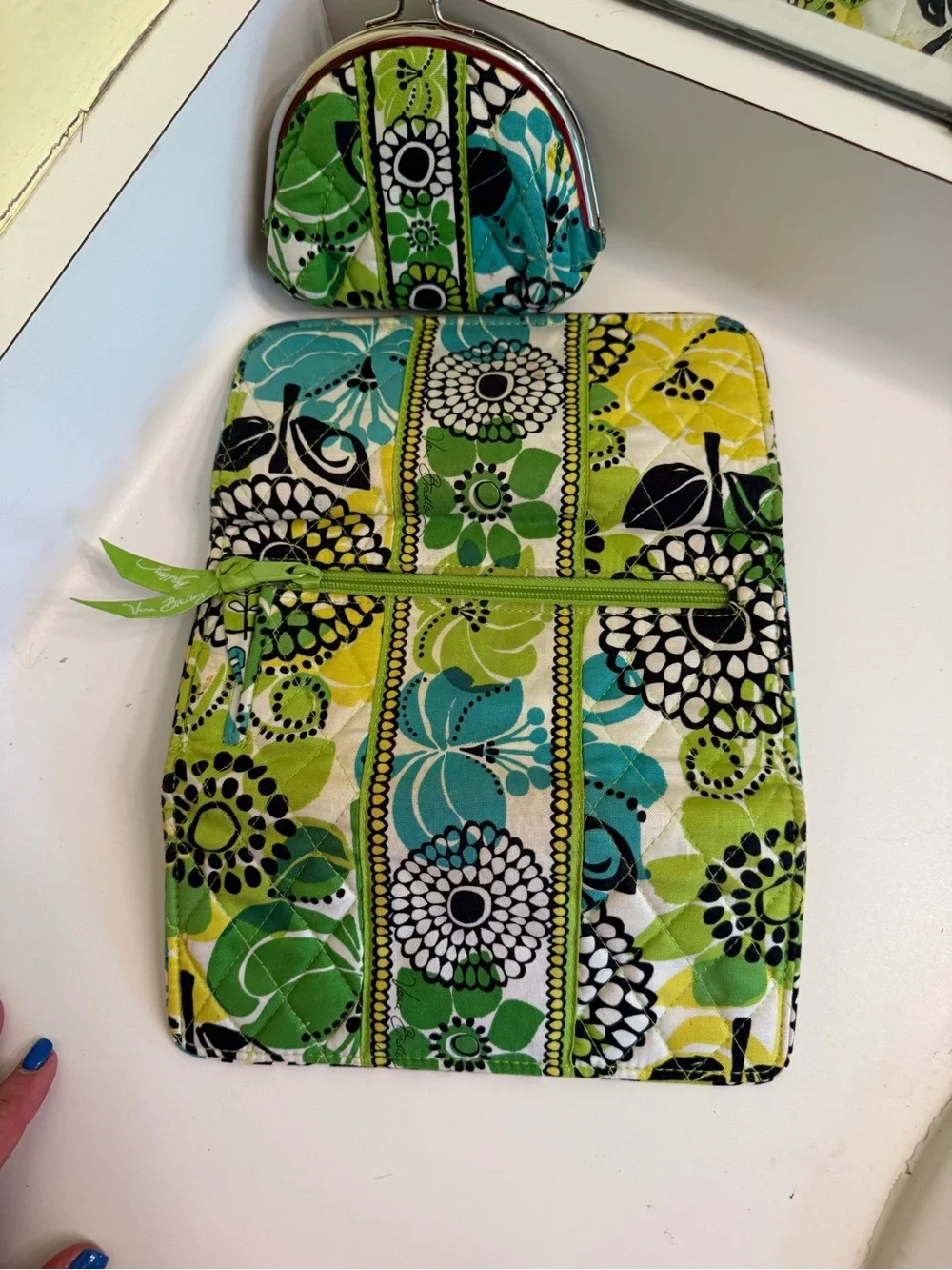 Vera Bradley Green Multi Quilted Wallet & Coin Purse Set